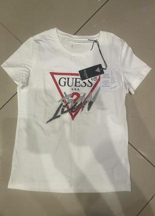 Футболка guess ,белая футболка ,guess