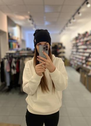 Шапка adidas. оригинал.3 фото