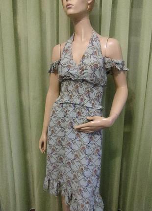 Платье открытое "vila ", серо- голубого цвета с цветочным принтом