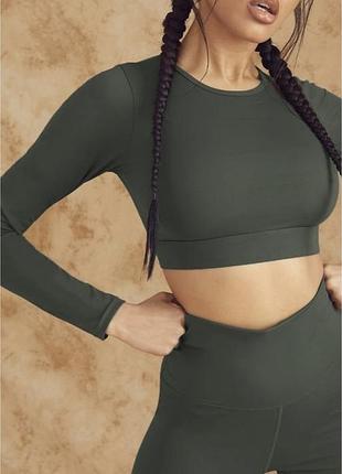 Спортивный укороченный лонгслив prettylittlething plt 🛍️1+1=3🛍️