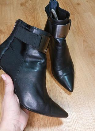 Calvin klein ботинки giamelle e3057 черные острый носок