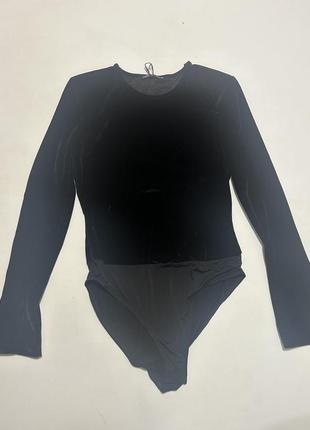 Велюровый бархатный боди с плечиками