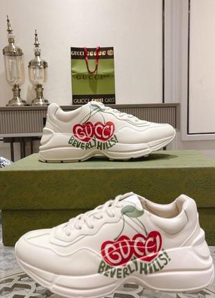 Кроссовки gucci