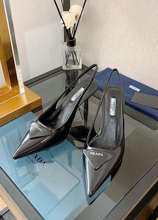Туфли prada