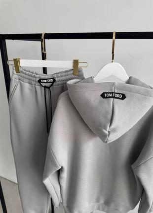 Костюм спортивный на флисе серый с капюшоном