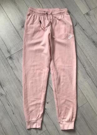 Спортивные штаны nike