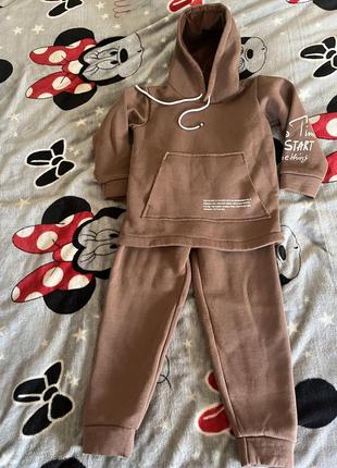 Теплий костюм