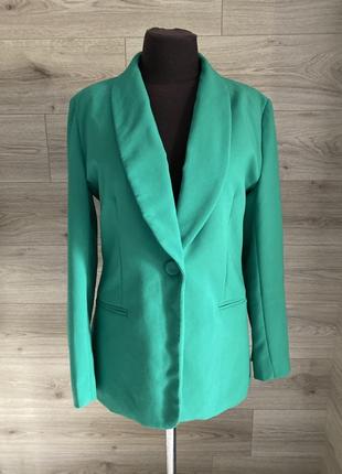 Красивый пиджак на одну пуговицу зеленый м 10