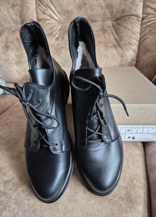 Классические ботинки на меху