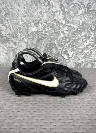 Nike tiempo бутсы 33 размер детские футбольные оригинал сороконожки