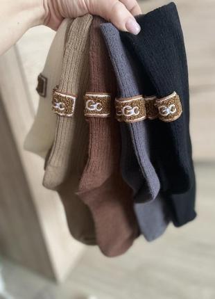 Трендовые высокие носки ugg