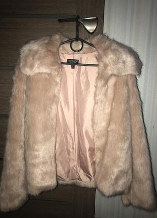 Чудова шубка на утепленні topshop