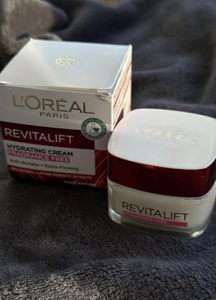 Денний зволожувальний крем l'oreal paris revitalift