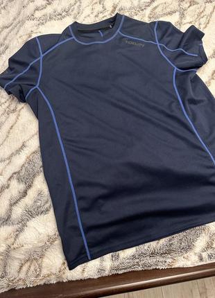 Темно синя спортивна футболка