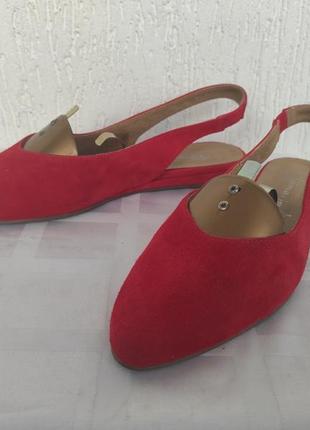 Туфли,босоножки замшевие tamaris р.39-40