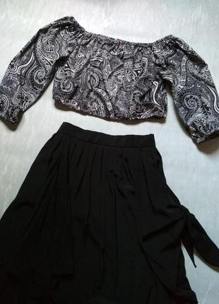 Вкорочена невагома блуза boohoo, топ