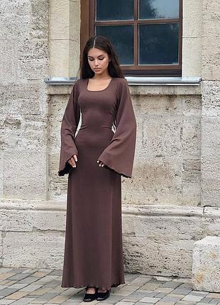 Довга сукня в рубчик зі шнурівкою на спинці