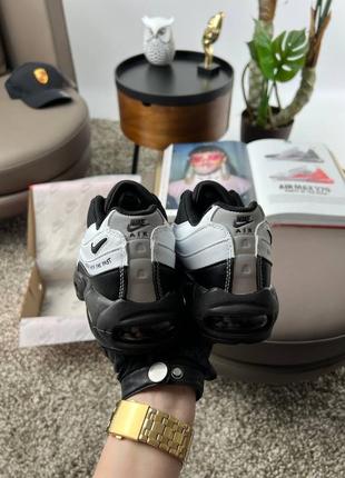 Женские кроссовки nike air max 95 white black8 фото