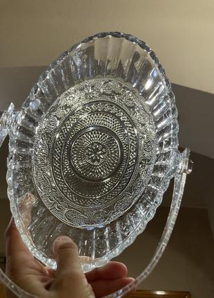 Конфетница с ручкой, фруктовница с ручкой, ваза для конфет с ручкой