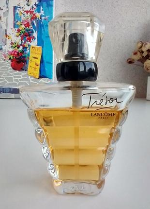 Tresor lancome 30 мл оригінал.
