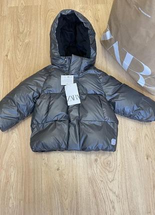 Тепла куртка zara 98p
