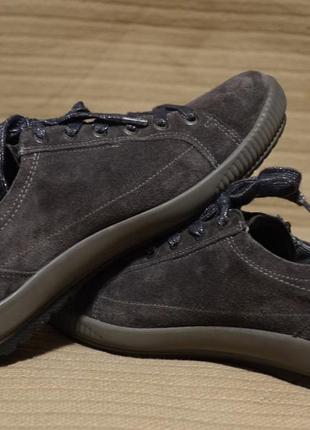 Красивые фирменные кроссовки из натуральной замши серого цвета  legero gtx австрия 7 р. ( 26,5 см.)