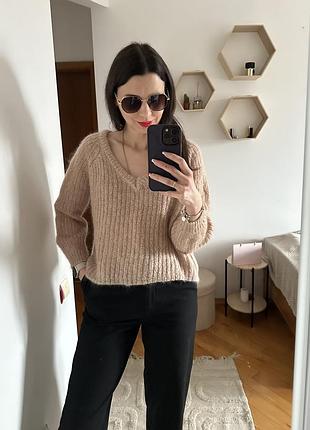 Теплый качественный свитерик