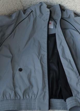 Женская ветровка светоотражающая