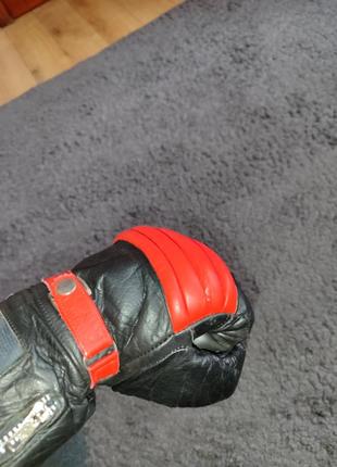 Кожаные теплые черно-красные мото перчатки краги.