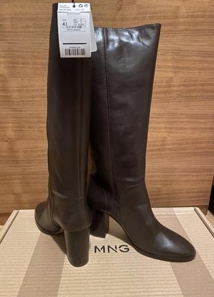 Оригінальні шкіряні чоботи mango