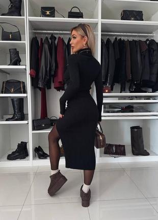 Жіноча сукня гольф