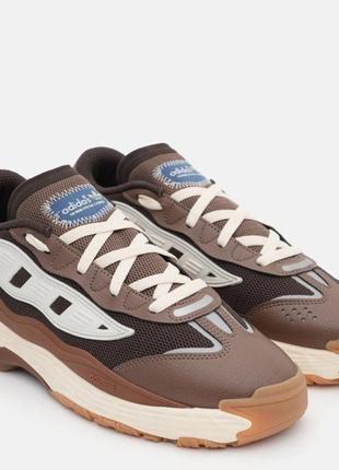 Кроссовки adidas