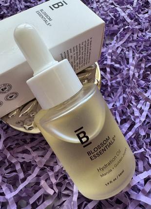 Розкішна зволожувальна та поживна олія blossom essentials hydration oil