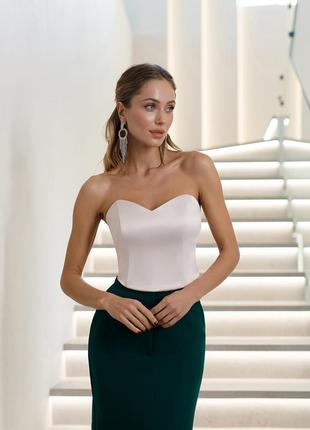 Невероятный атласный корсет