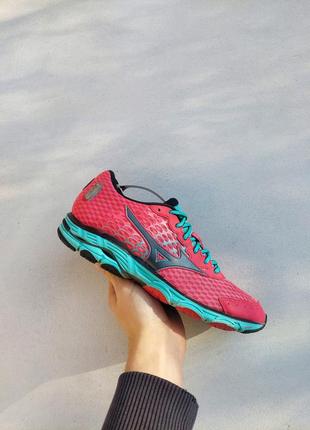 Женские спортивные кроссовки mizuno 40 размер волейбол теннис фитнес бег зал