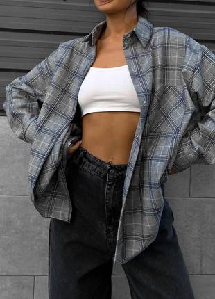 Базова сорочка у трендових кольорах