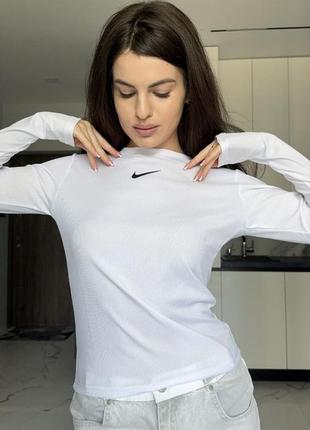 Стильный лонгслив