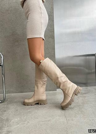 Бежевые натуральные кожаные зимние сапоги трубы на толстой подошве евро зима европейки кожа беж
