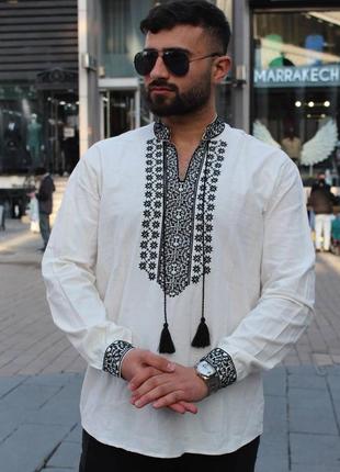 Вышитая мужская вышиванка