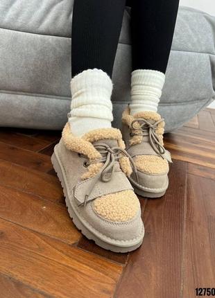 Серые бежевые натуральные замшевые зимние туфли зимние зима на шнурках кеды автоледи с бежевым мехом тедди барашком на меху толстой подошве с липучкой