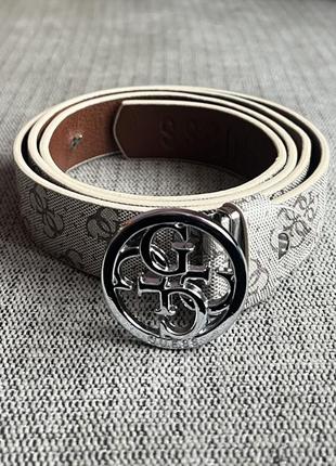 Монограммный пояс guess