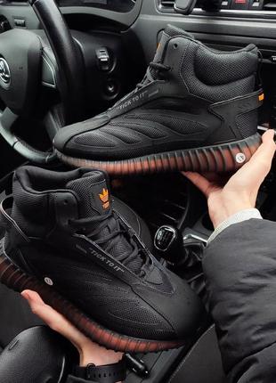 ❄️зимние мужские кроссовки adidas yeezy 350 v2 черные с оранжевым❄️