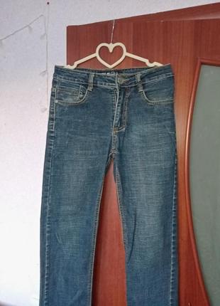 539. мужские джинсы