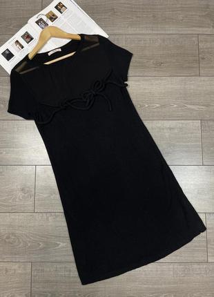 Оригинальное красивое шерстяное платье red valentino