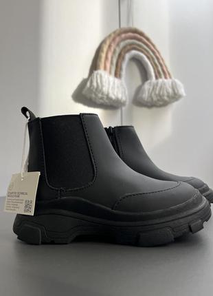 Демісезонні черевики zara