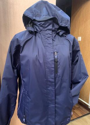 Куртка весенняя