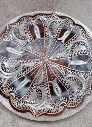 Декоративная настенная медная тарелка