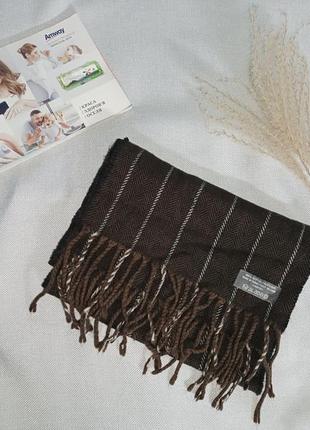 Стильный мужской шарф в классическом стиле коричневый