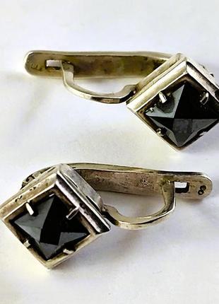 Серебряные сережки ссср с камушком. 925 проба "звезда".