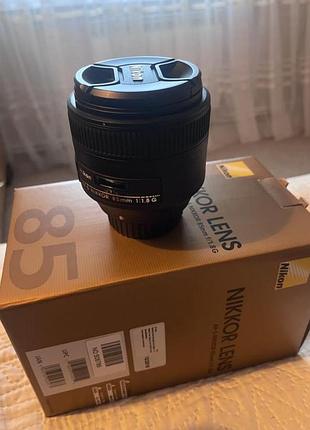 Продам. обектив портретний nikon nikkor 85mm 1:1.8g